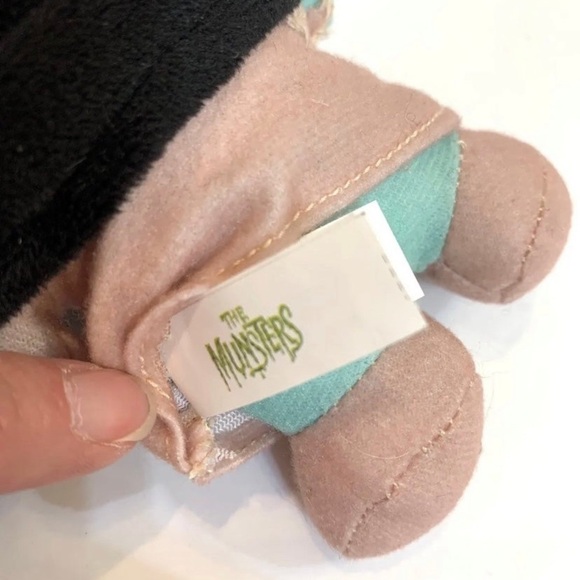 The Munsters 60's TV Sitcom Plush Chibi 7” Lily Wife Stuffed Doll Toys - Picture 4 of 4